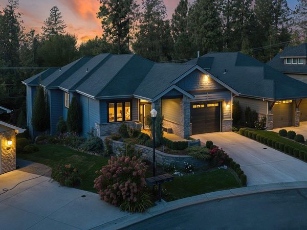 2107 E Peachtree Ct, Spokane, WA 99203