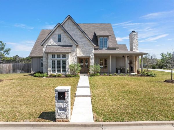 216 Wycliff Drive, China Spring, TX 76633