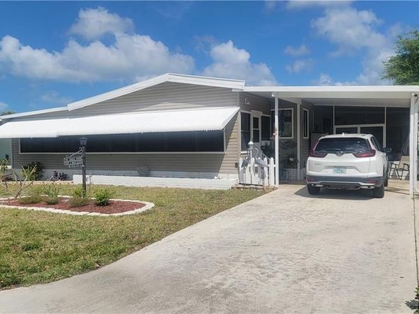 4712 Tahiti DR , BONITA SPRINGS, FL 34134