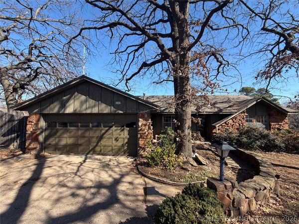 2301 W Oklahoma Place , Tulsa, OK 74127