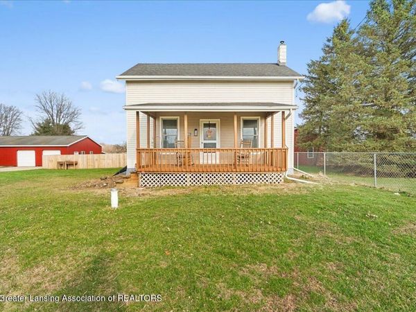 2304 N Chester Road, Charlotte, MI 48813