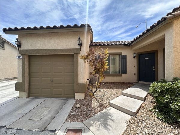 7805 Marbledoe Street, Las Vegas, NV 89149