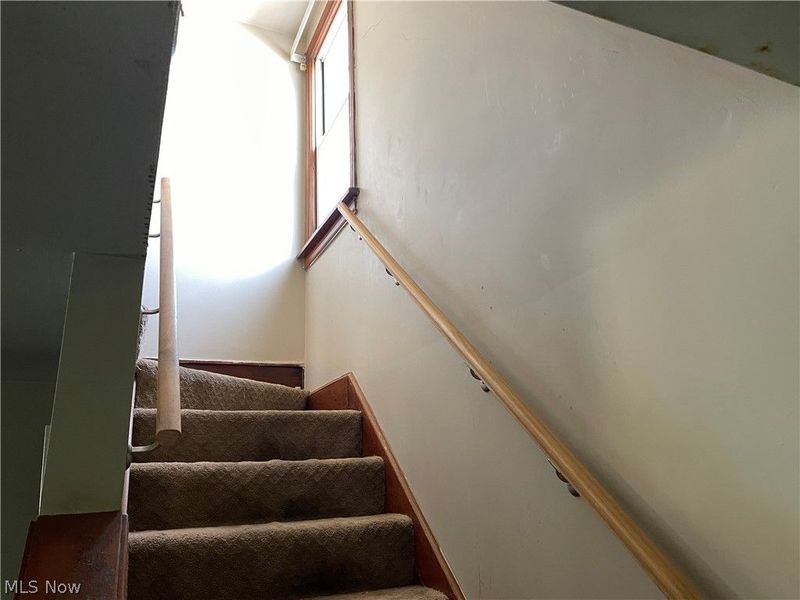 414 E Laclede Avenue , Youngstown, OH 44507 Photo 10