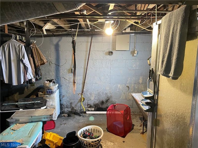 414 E Laclede Avenue , Youngstown, OH 44507 Photo 17