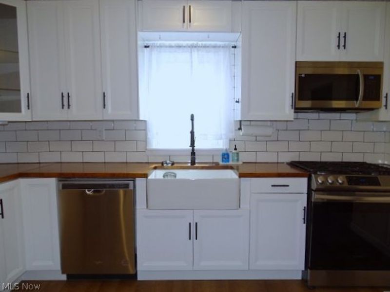 1010 Crestline Drive , Akron, OH 44312 Photo 11