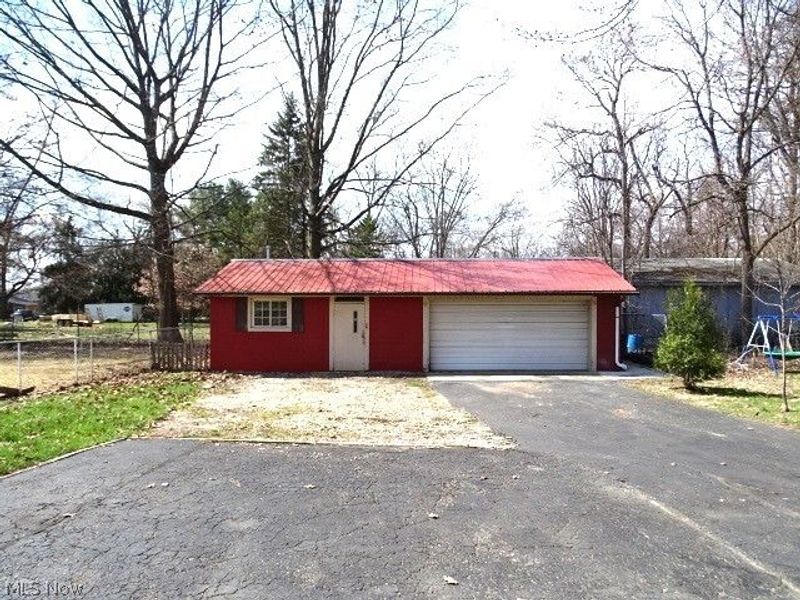 1010 Crestline Drive , Akron, OH 44312 Photo 8