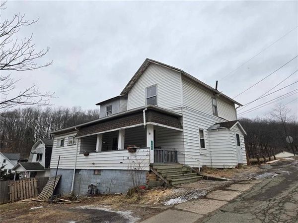 104 Forrest St, Petrolia, PA 16050