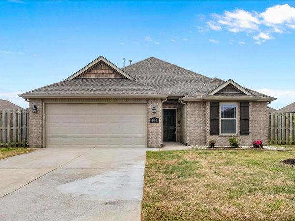 404 W Gillian Avenue , Rogers, AR 72758