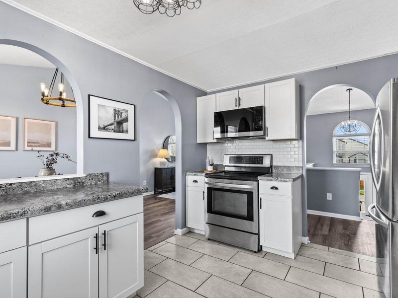 6078 Brook Bay Court, Canal Winchester, OH 43110 Photo 11