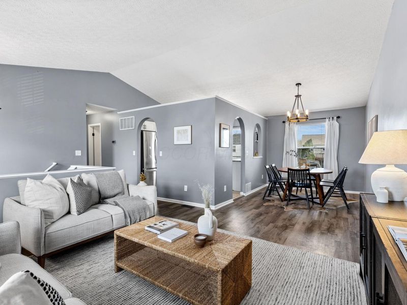 6078 Brook Bay Court, Canal Winchester, OH 43110 Photo 5