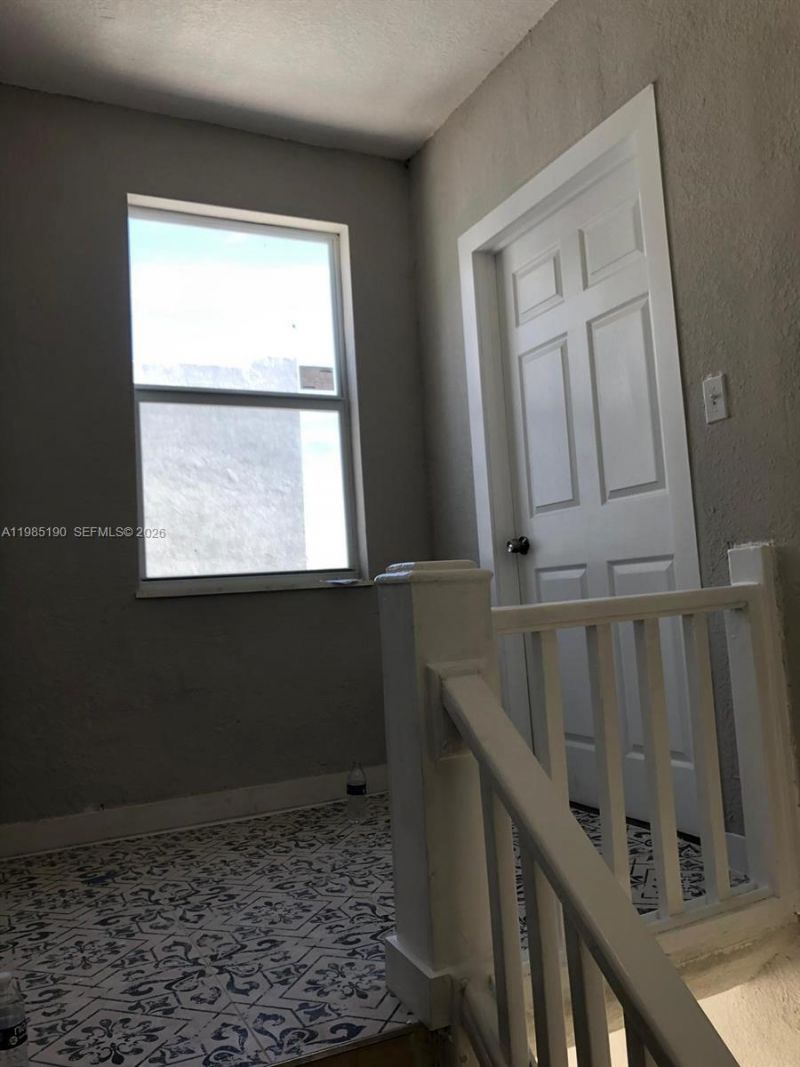 1700 NW 22 Ct , Unit 7 (Upper), Miami, FL 33125 Photo