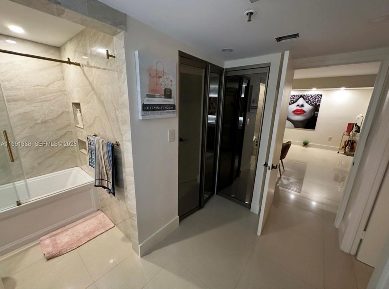 20505 E Country Club Dr, Unit 1739, Aventura, FL 33180 Photo