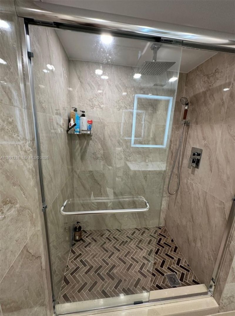 20505 E Country Club Dr, Unit 1739, Aventura, FL 33180 Photo