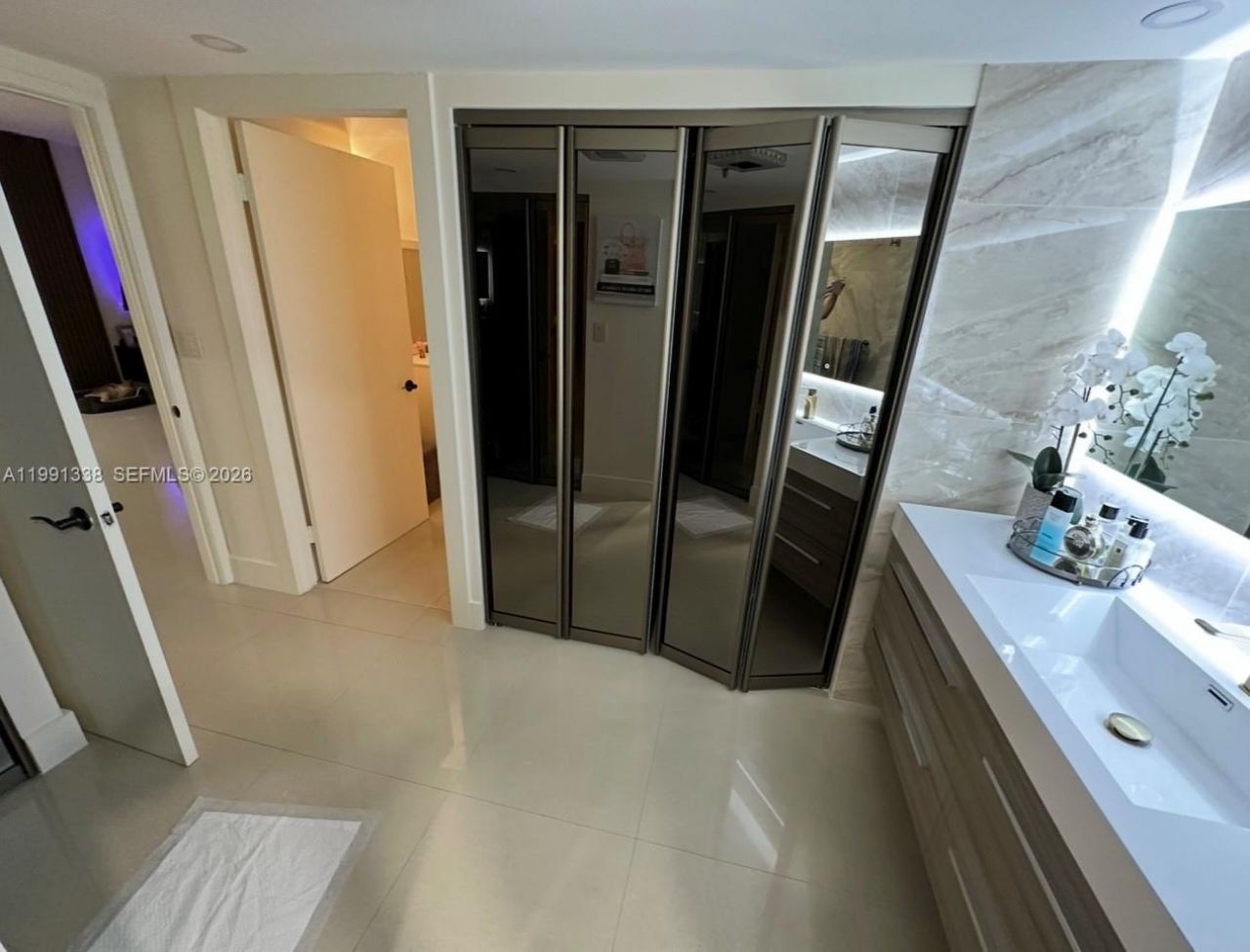 20505 E Country Club Dr, Unit 1739, Aventura, FL 33180 Photo