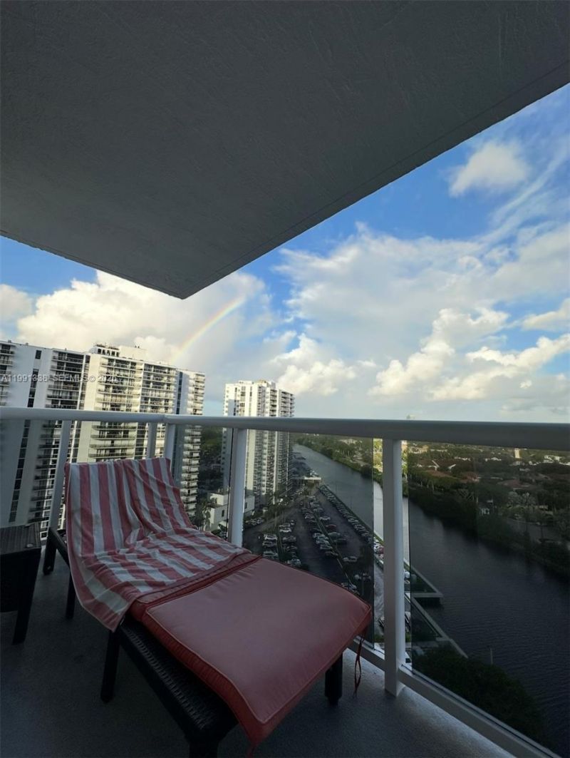 20505 E Country Club Dr, Unit 1739, Aventura, FL 33180 Photo