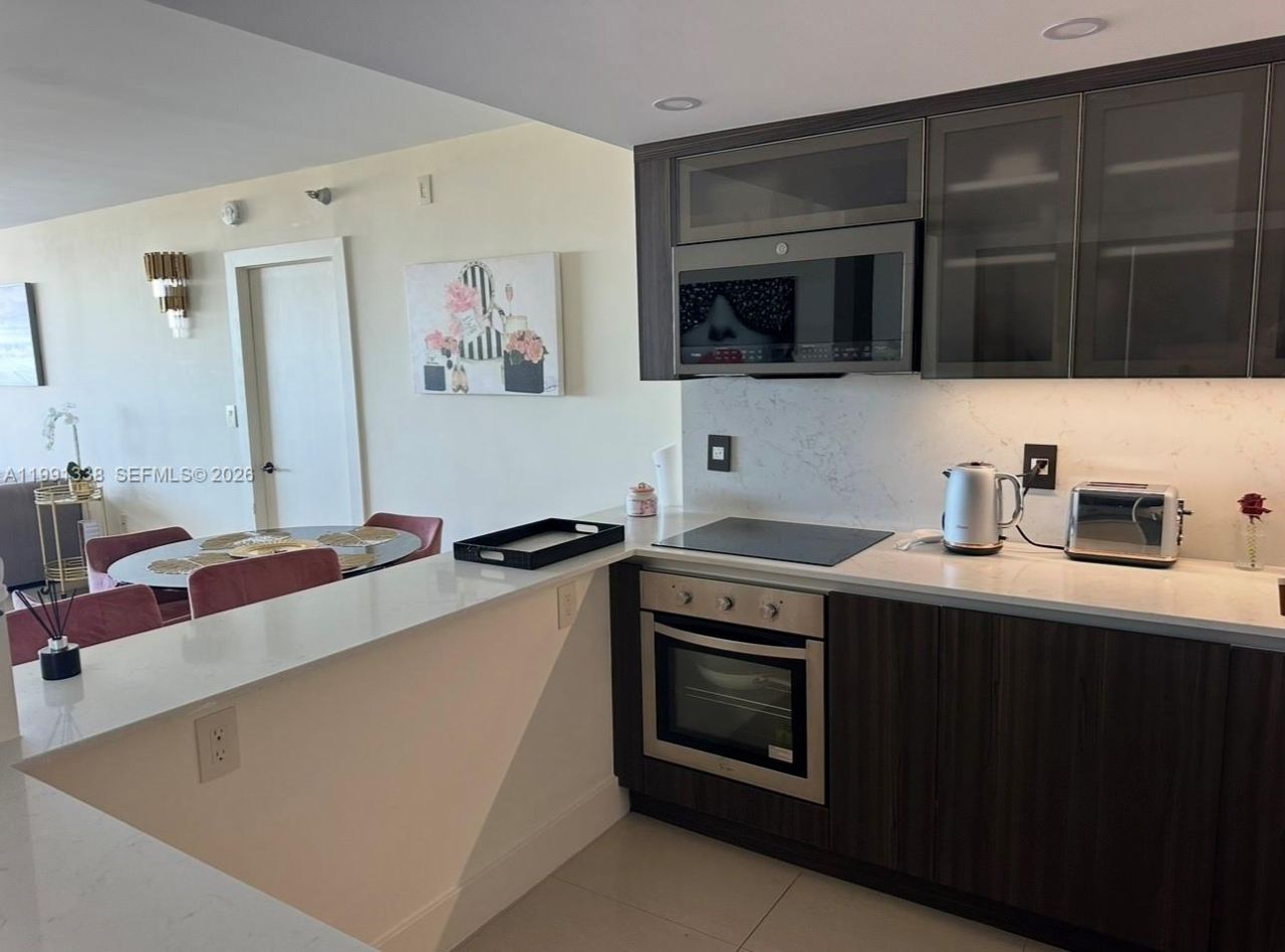 20505 E Country Club Dr, Unit 1739, Aventura, FL 33180 Photo