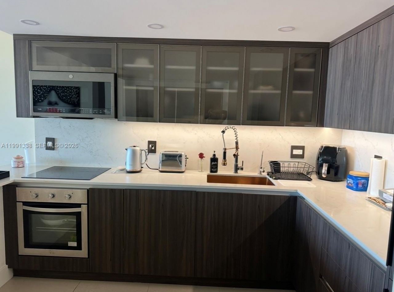 20505 E Country Club Dr, Unit 1739, Aventura, FL 33180 Photo