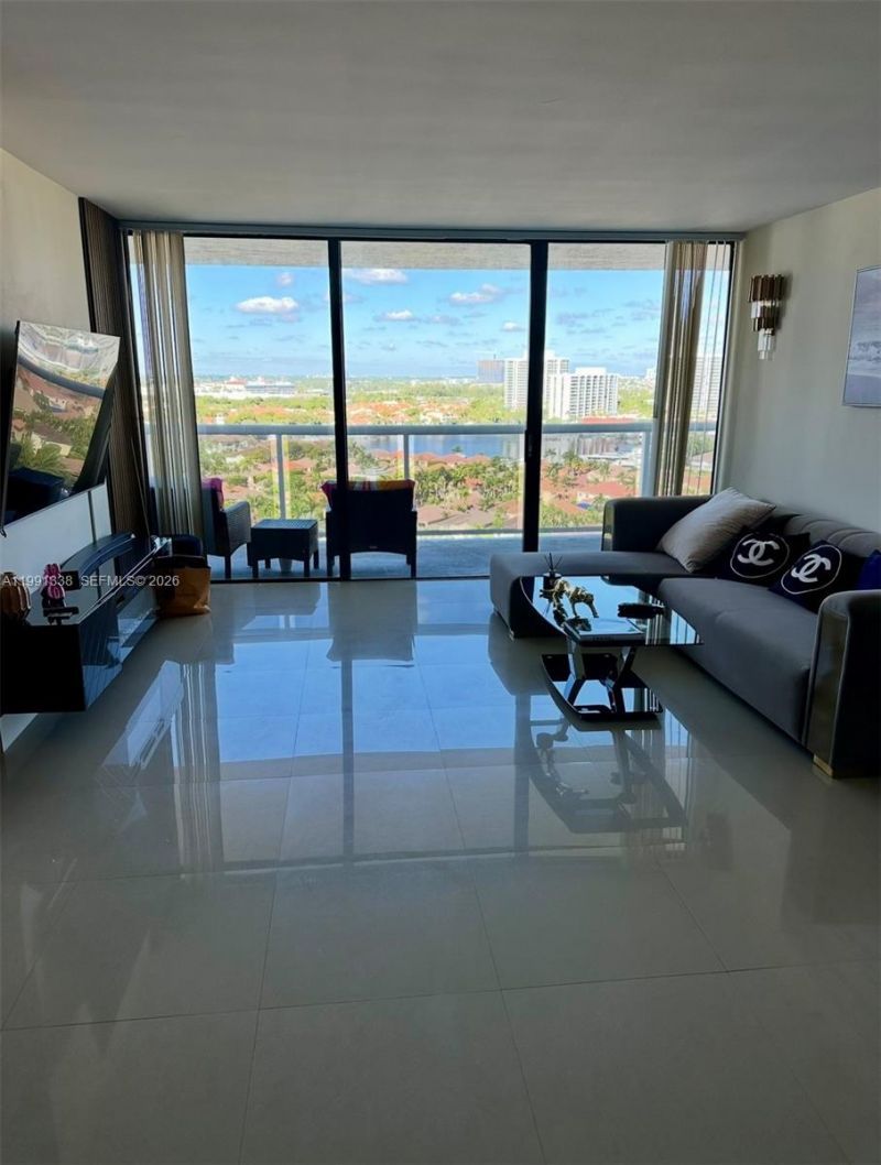 20505 E Country Club Dr, Unit 1739, Aventura, FL 33180 Photo