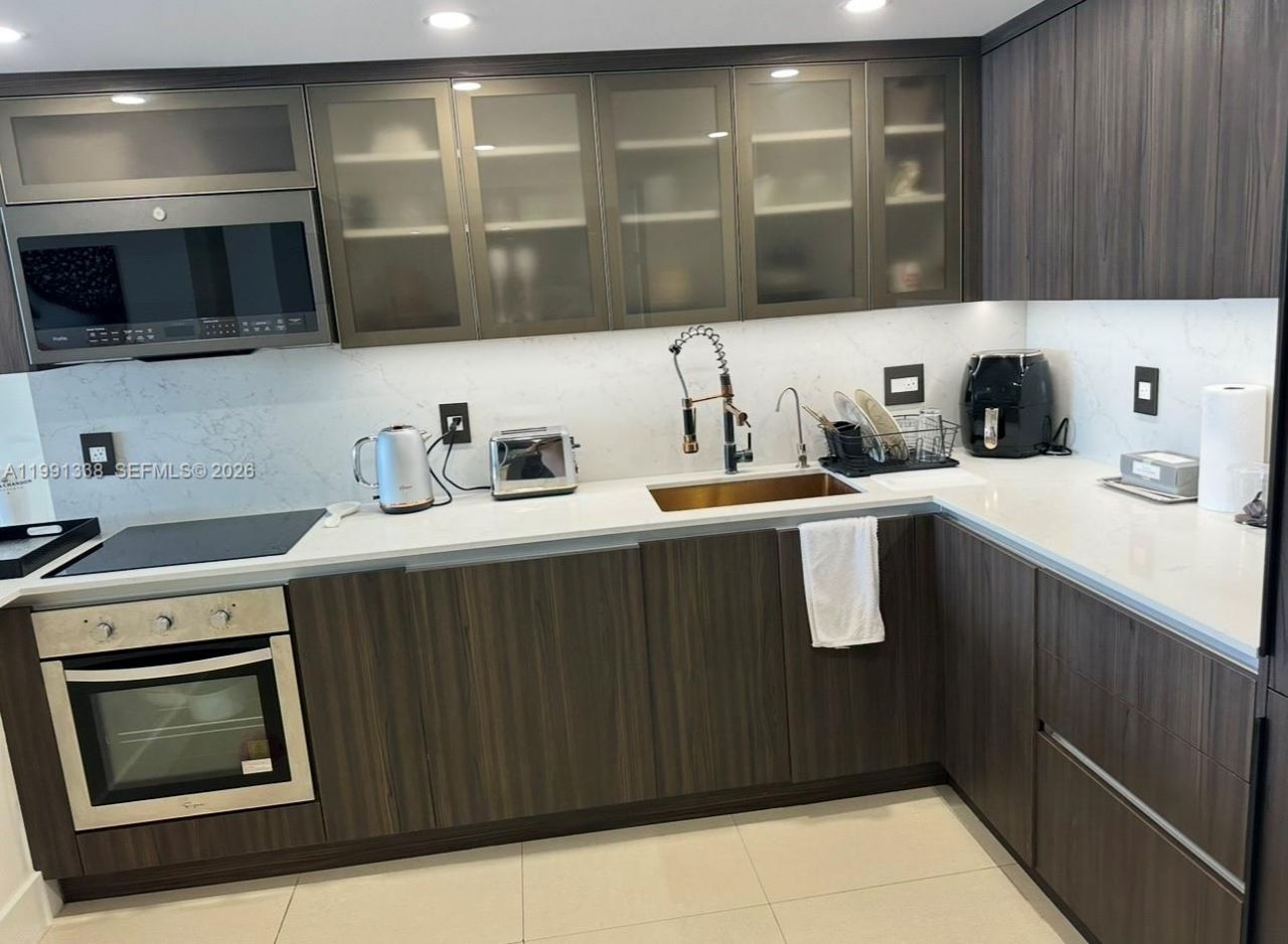 20505 E Country Club Dr, Unit 1739, Aventura, FL 33180 Photo