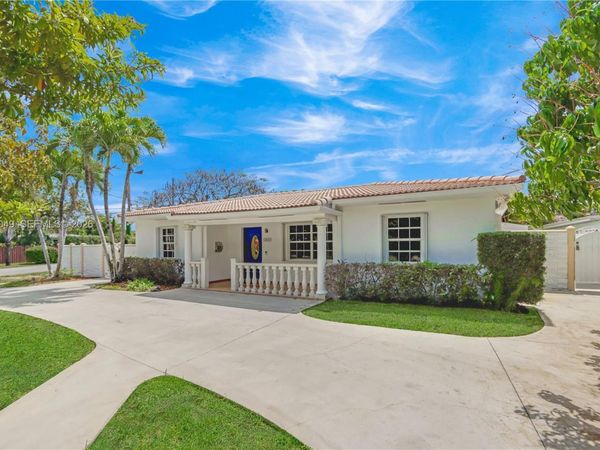 6810 SW 51 St., Miami, FL 33155