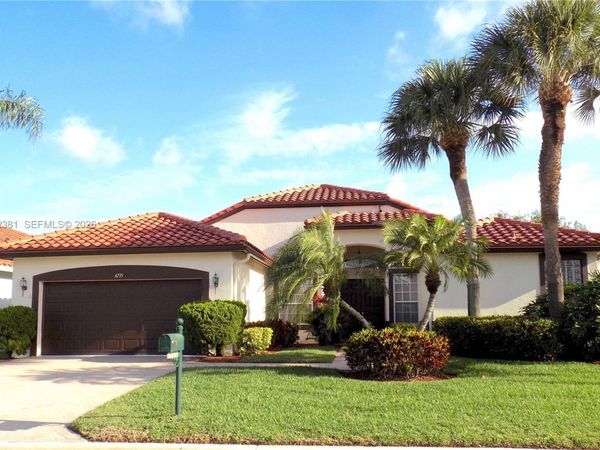 6735 Catania Dr, Boynton Beach, FL 33472