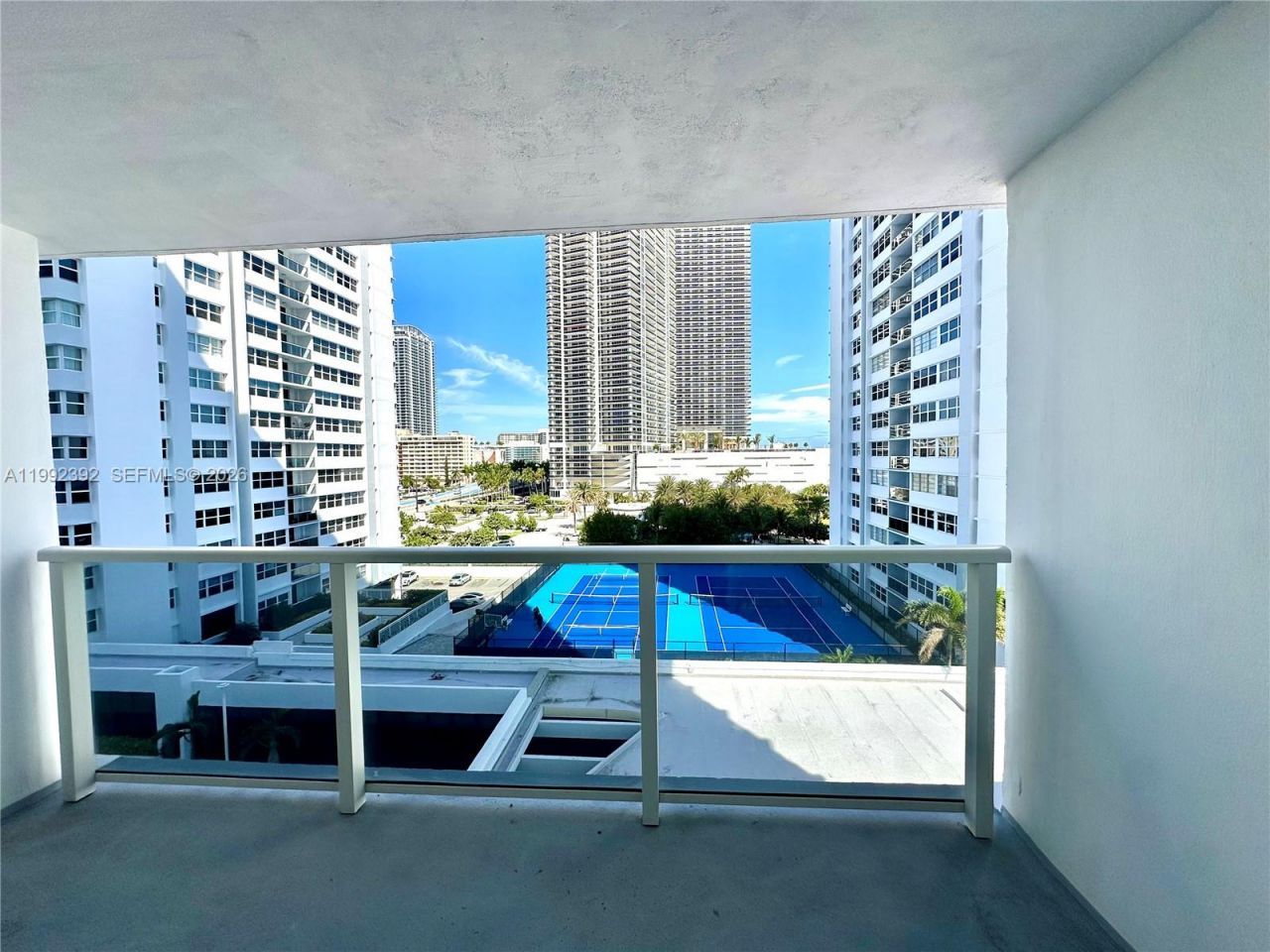 1904 S Ocean Dr, Unit 701, Hallandale Beach, FL 33009 Photo