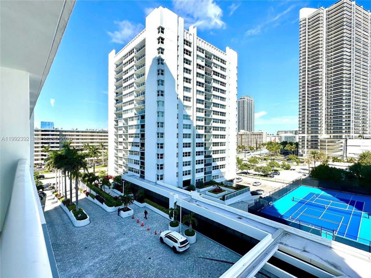 1904 S Ocean Dr, Unit 701, Hallandale Beach, FL 33009 Photo