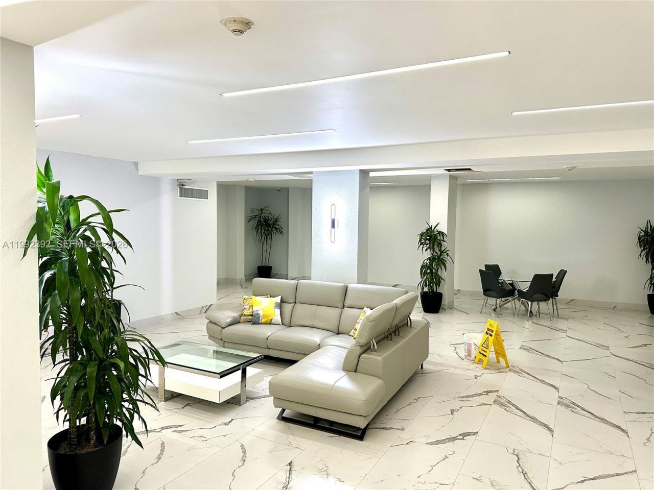 1904 S Ocean Dr, Unit 701, Hallandale Beach, FL 33009 Photo