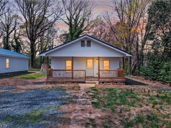 527 Booker T Washington Avenue, Asheboro, NC 27203