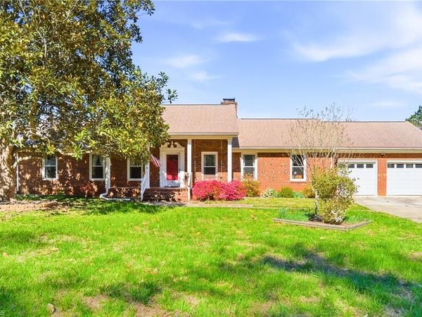 519 Riverside Drive , Burlington, NC 27215