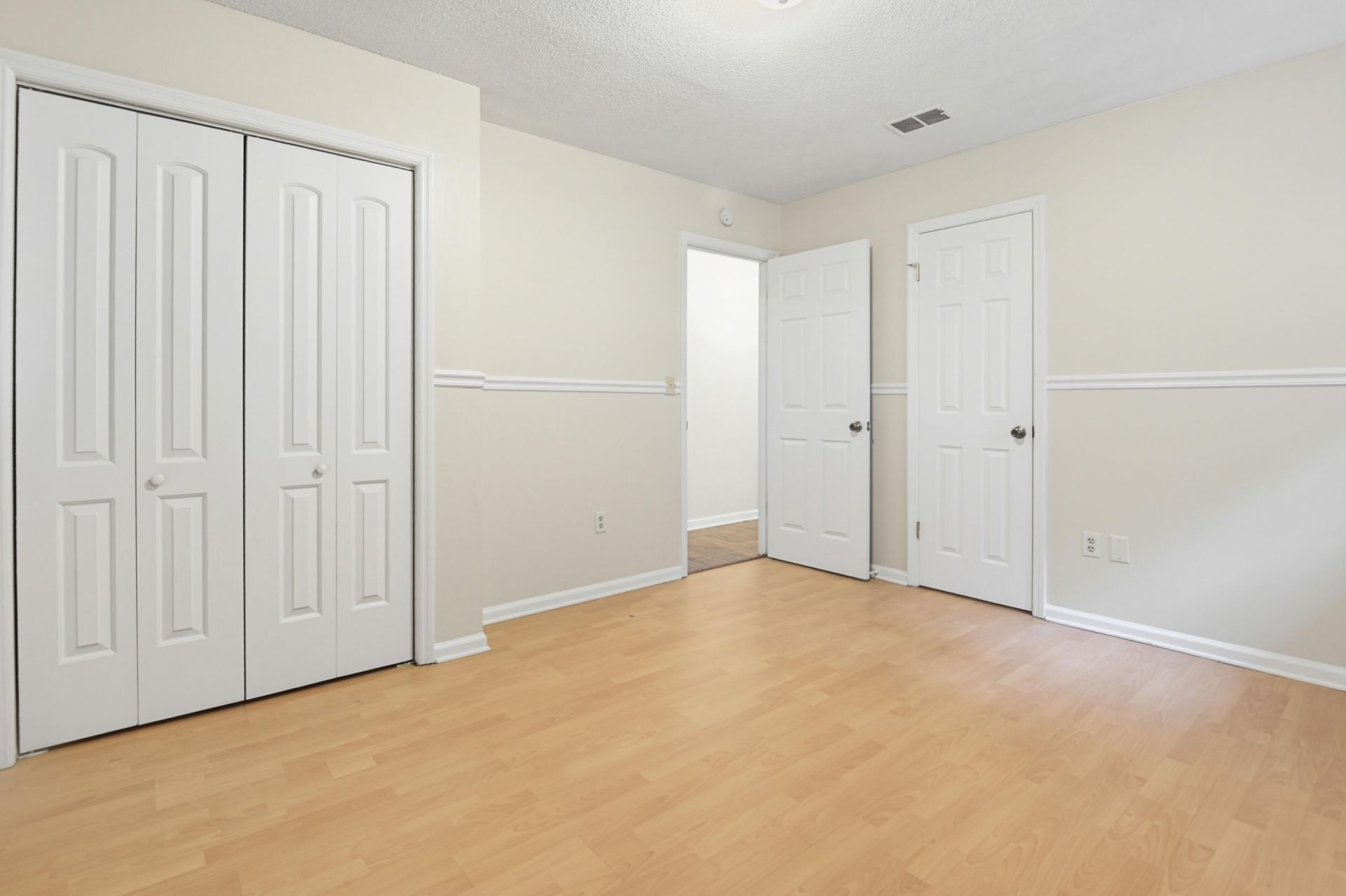 4467 Donwood Circle Photo 14