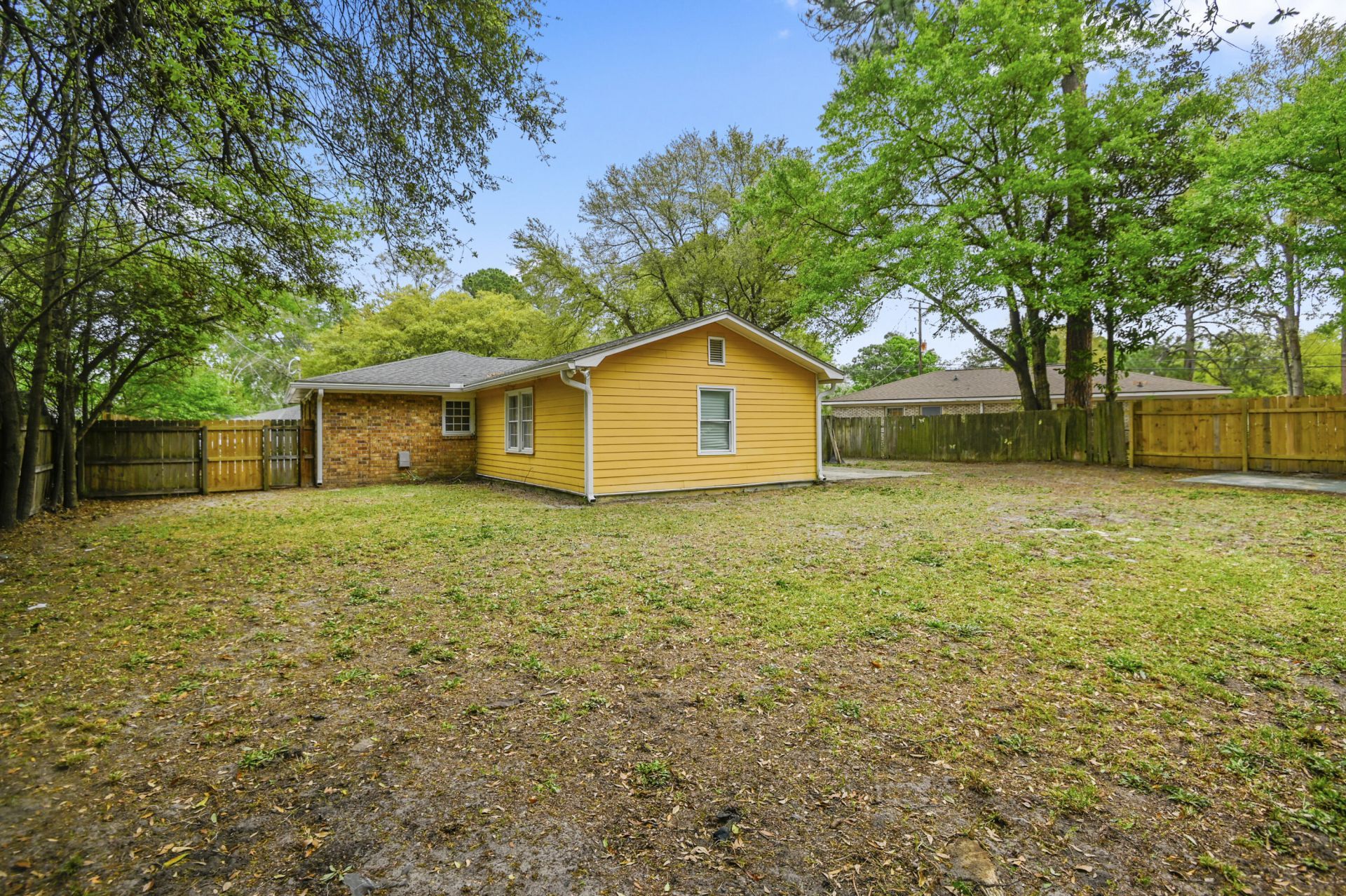 4467 Donwood Circle Photo 19