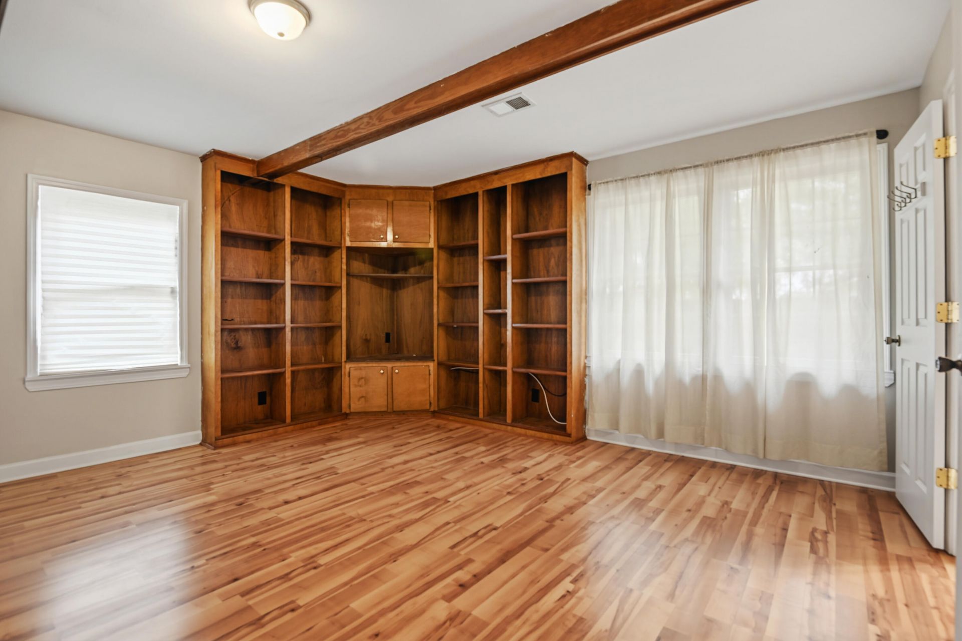 4467 Donwood Circle Photo 5