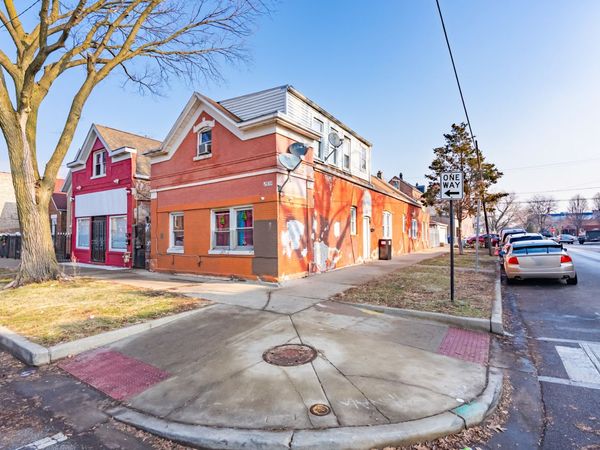 2859 S Homan Avenue , Chicago, IL 60623