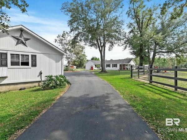 19402 Steadham Lane, Robertsdale, AL 36567