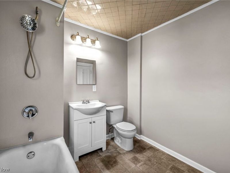 651 E 115th Street , Cleveland, OH 44108 Photo 19