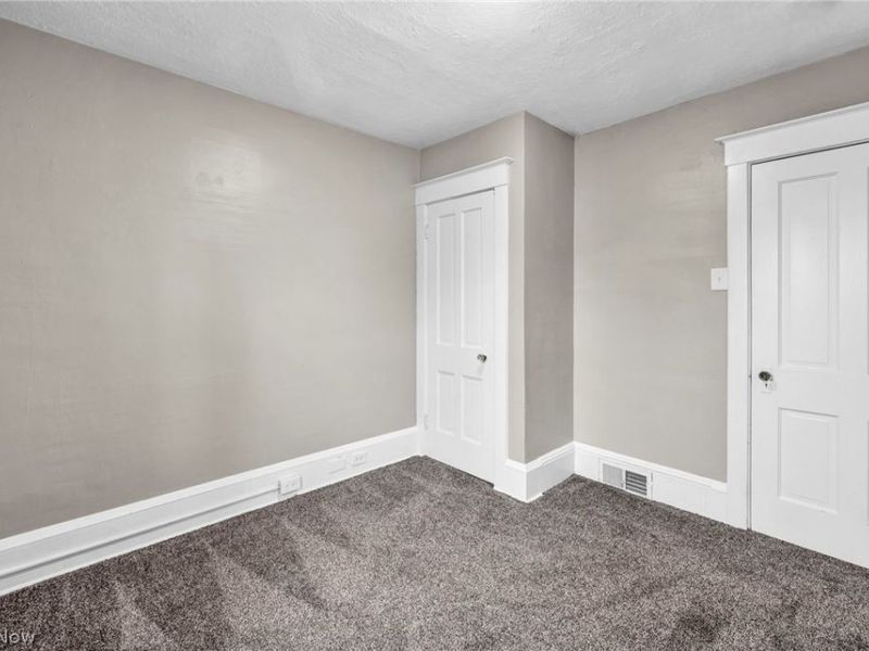 651 E 115th Street , Cleveland, OH 44108 Photo 21