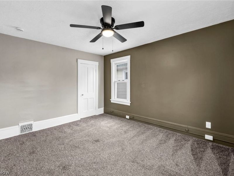 651 E 115th Street , Cleveland, OH 44108 Photo 24