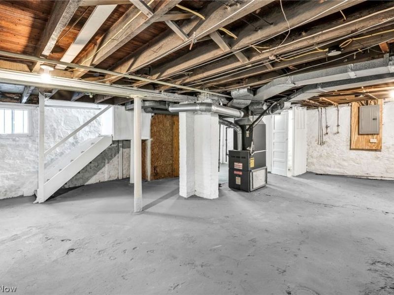 651 E 115th Street , Cleveland, OH 44108 Photo 37