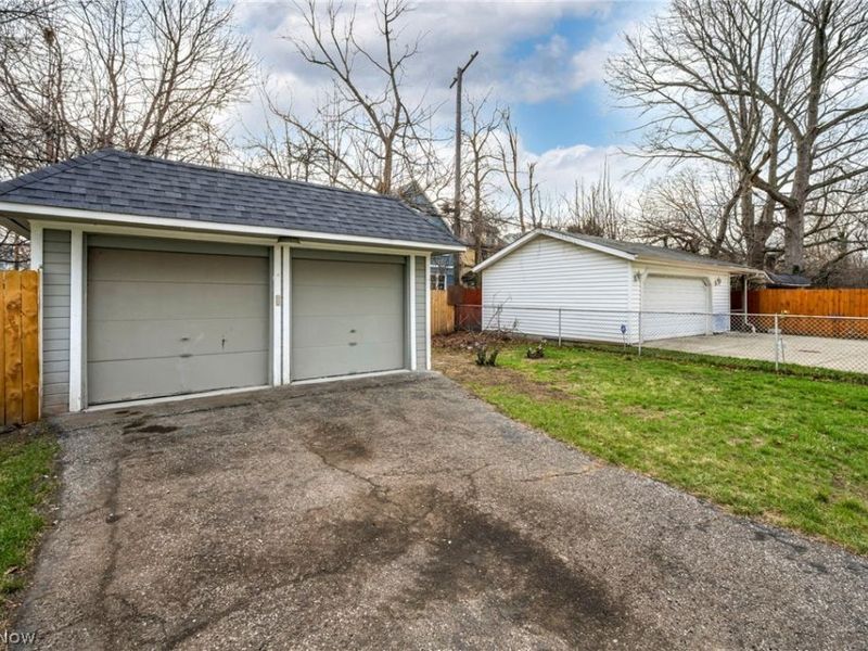 651 E 115th Street , Cleveland, OH 44108 Photo 38