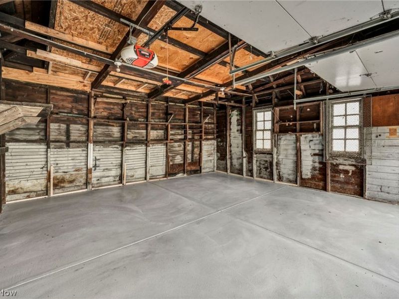 651 E 115th Street , Cleveland, OH 44108 Photo 40