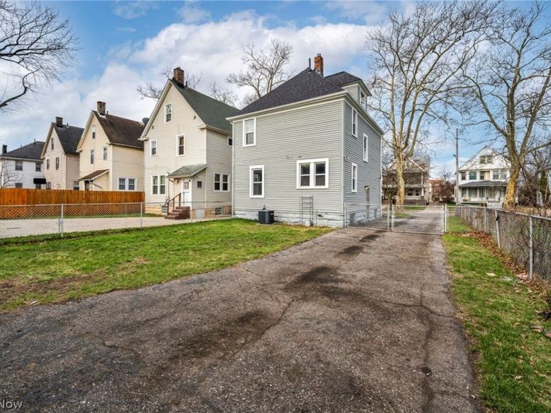 651 E 115th Street , Cleveland, OH 44108 Photo 41