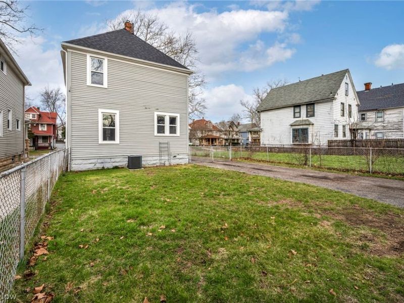 651 E 115th Street , Cleveland, OH 44108 Photo 43