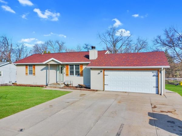 232 W Fremont STREET, Darien, WI 53114