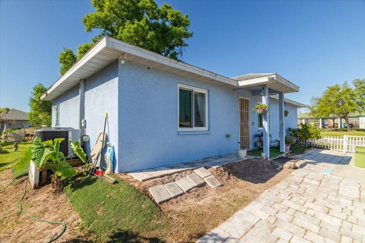 5105 15th Street Court E, Bradenton, FL 34208 Photo