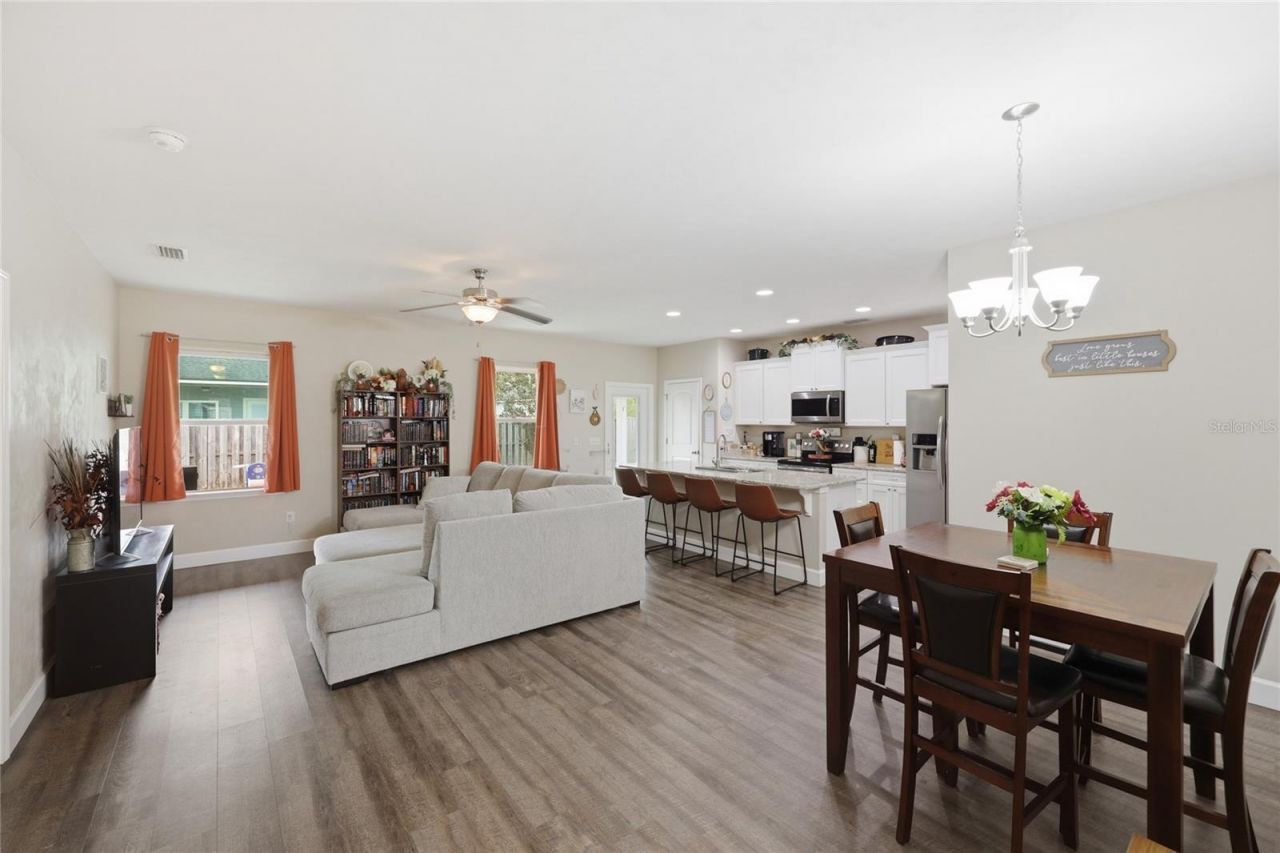 16612 NW 191st Way, High Springs, FL 32643 Photo