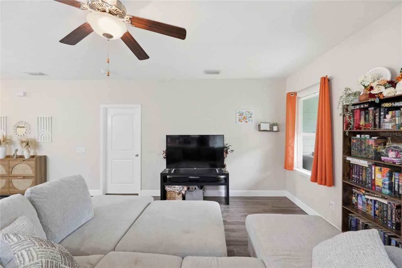 16612 NW 191st Way, High Springs, FL 32643 Photo