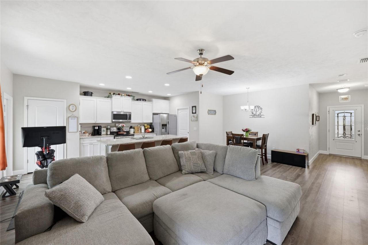 16612 NW 191st Way, High Springs, FL 32643 Photo