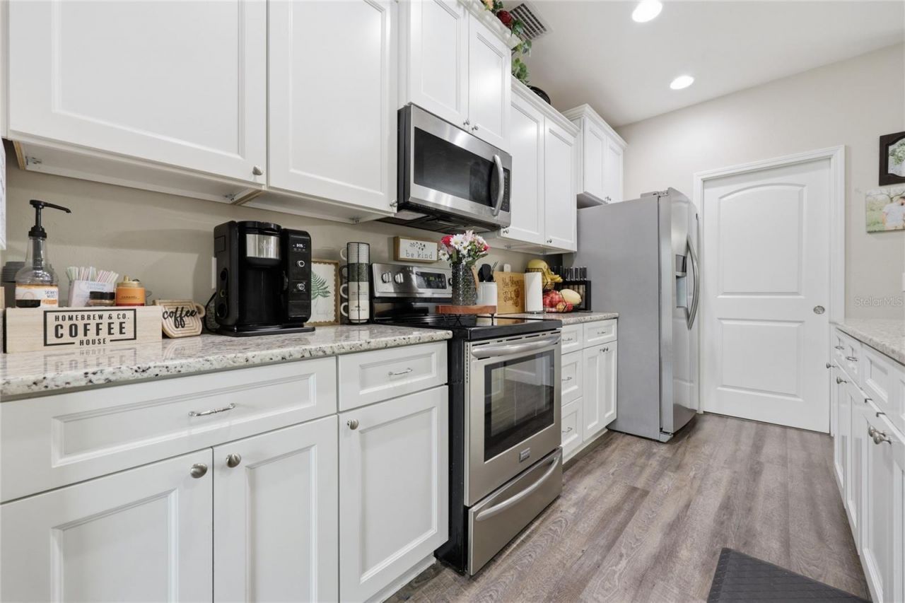 16612 NW 191st Way, High Springs, FL 32643 Photo