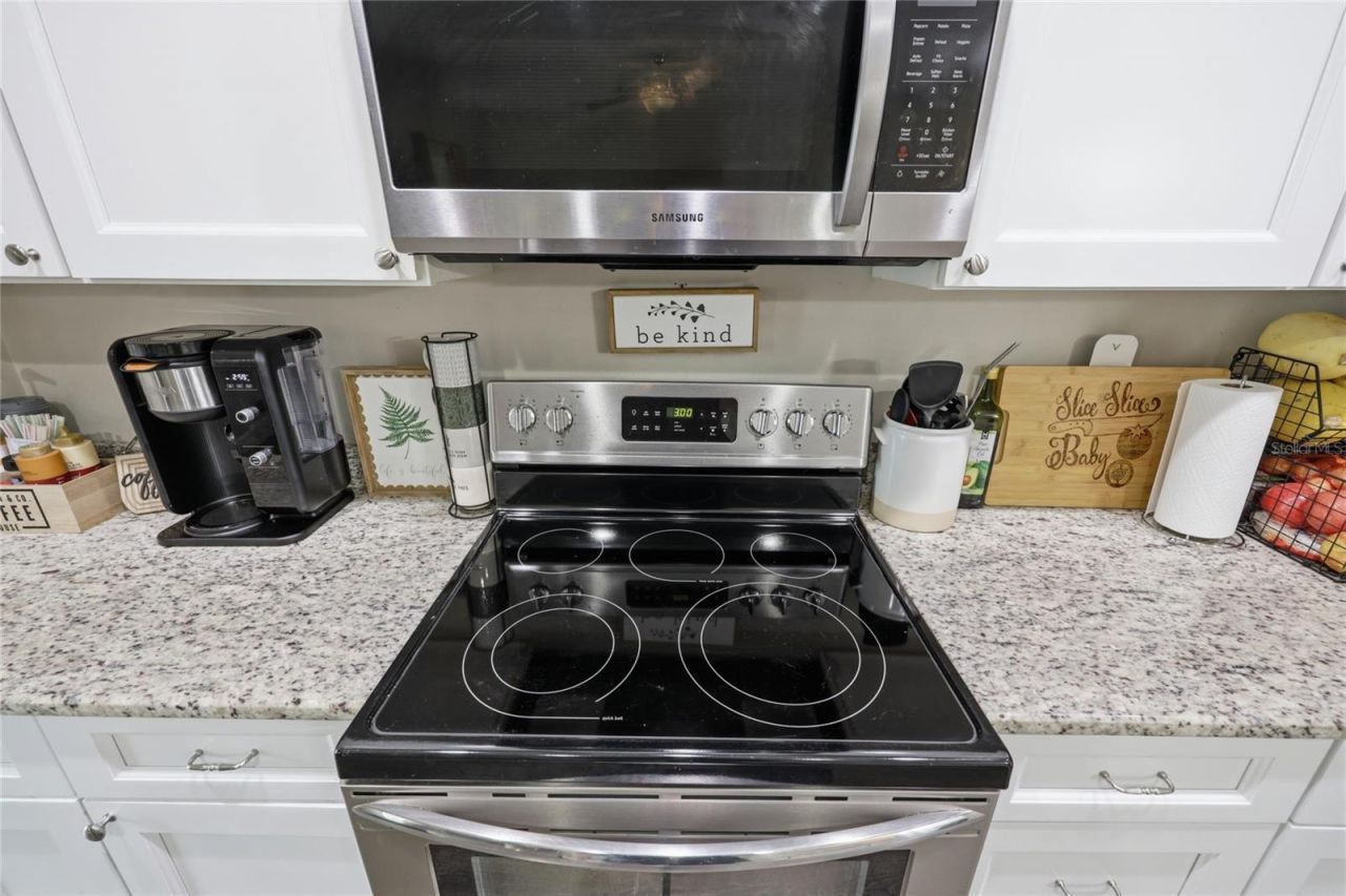 16612 NW 191st Way, High Springs, FL 32643 Photo